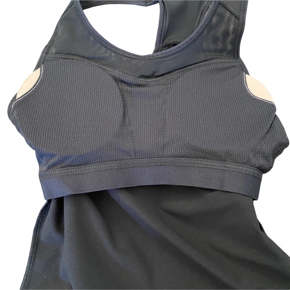 Athleta NWOT Black Spiral Support Racerback Tank Top With Built in Bra XXS - Picture 10 of 12